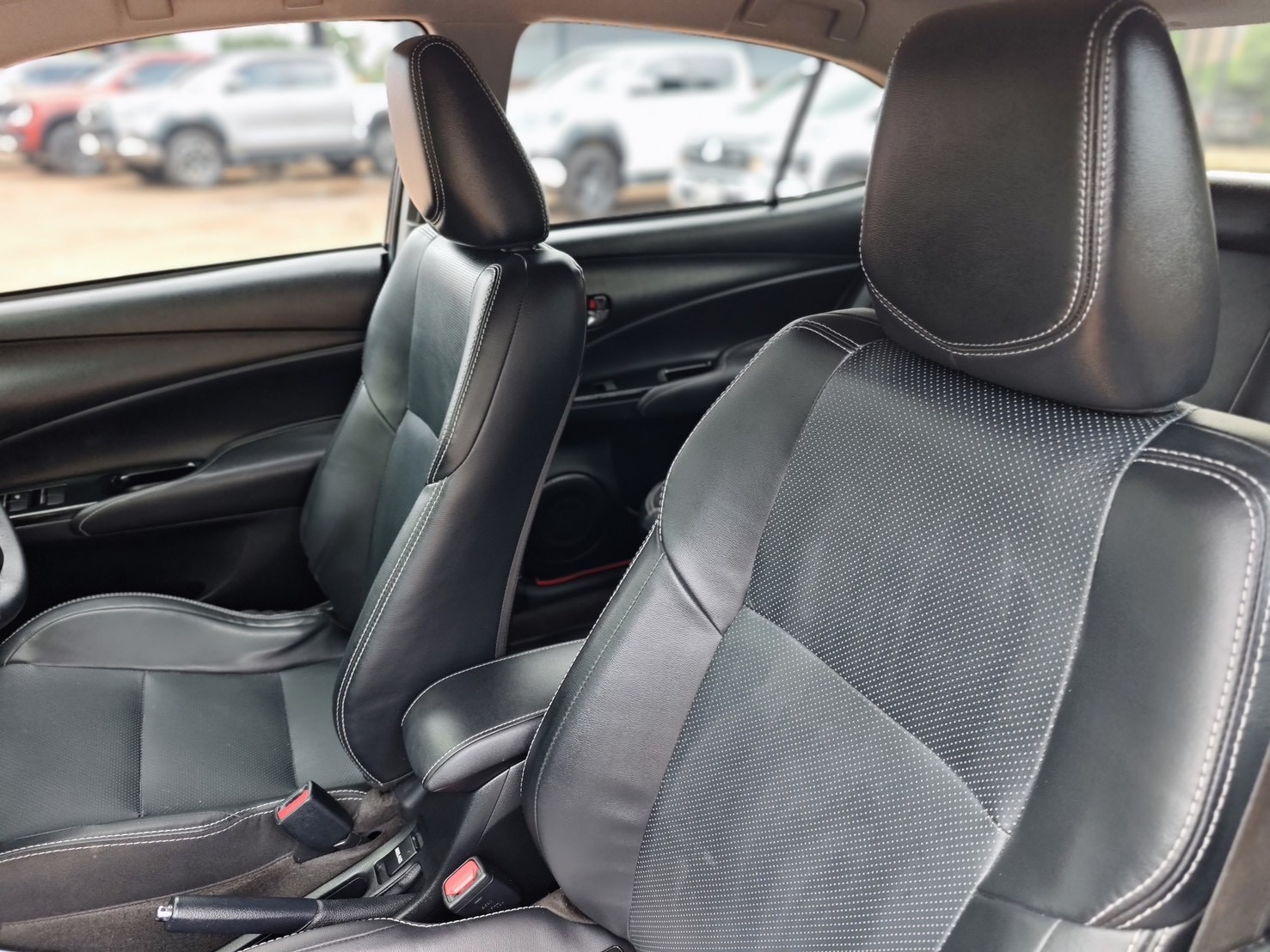 Toyota Yaris ATIV 1.2 Sport Premium AT 2020