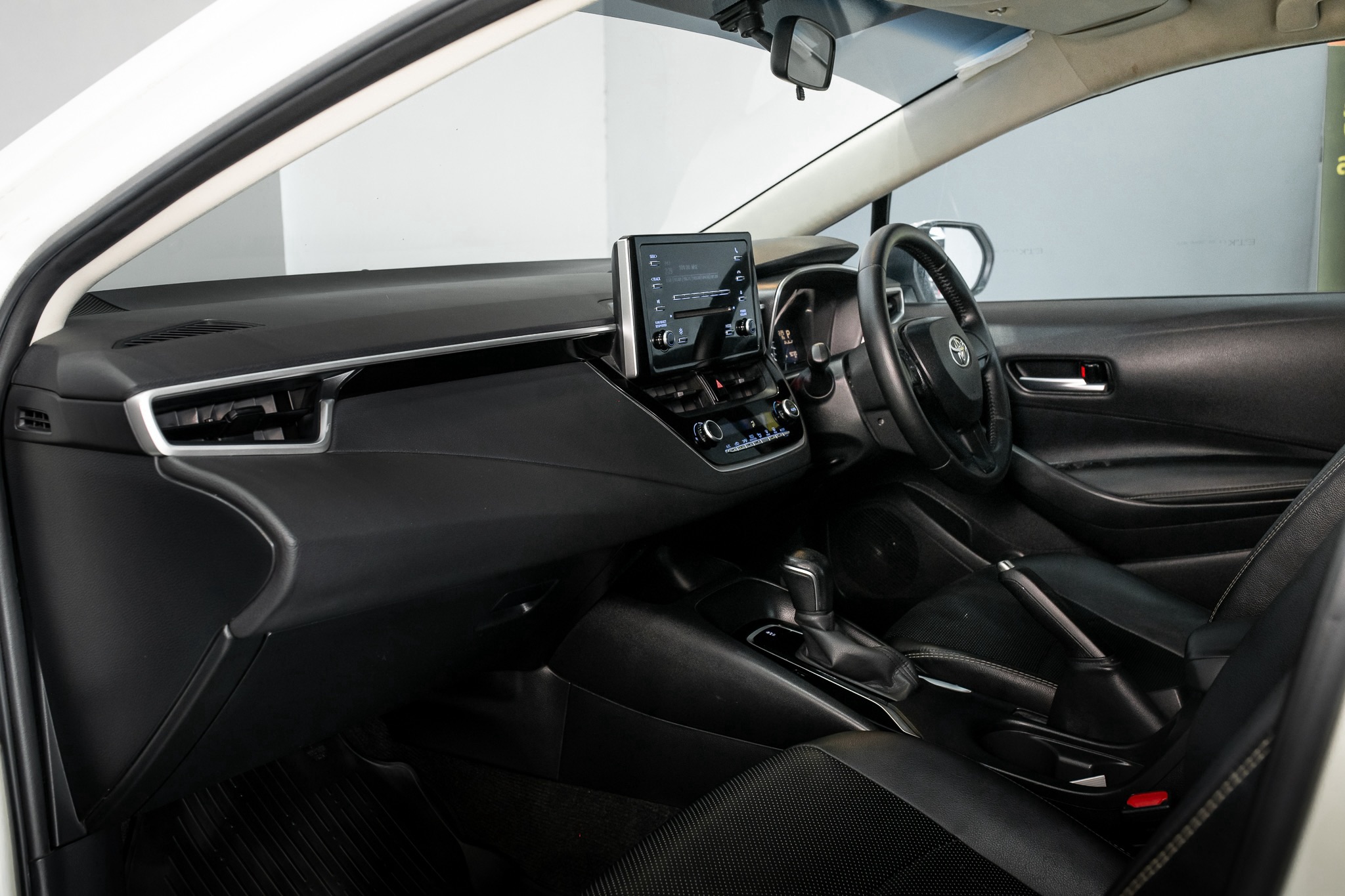 Toyota Corolla Altis 1.6 G Sport AT ปี 2021
