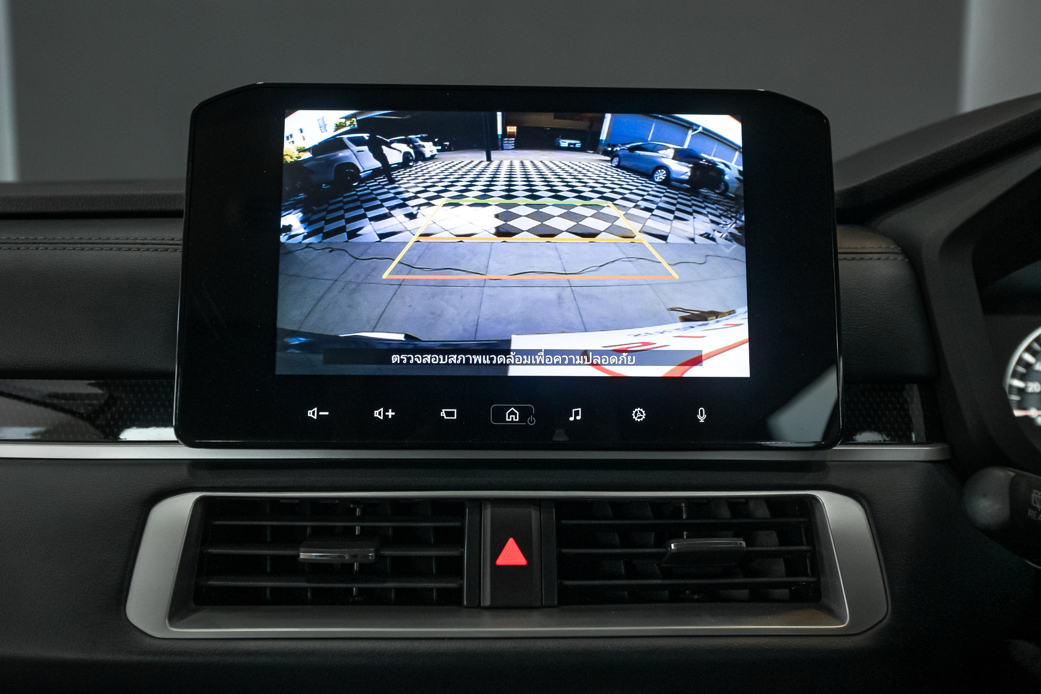 Mitsubishi Xpander 1.5 Cross SUV AT ปี 2024