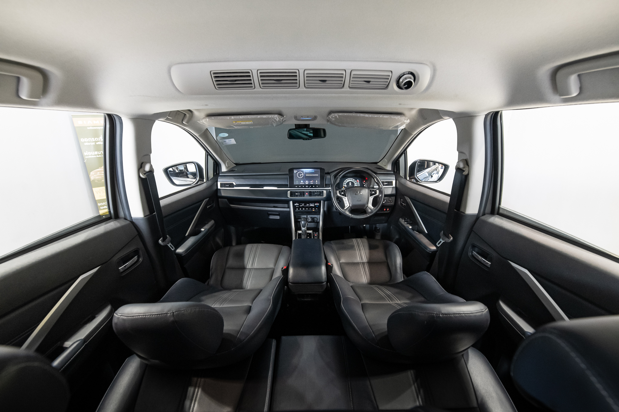 Mitsubishi Xpander 1.5 Cross SUV AT ปี 2024