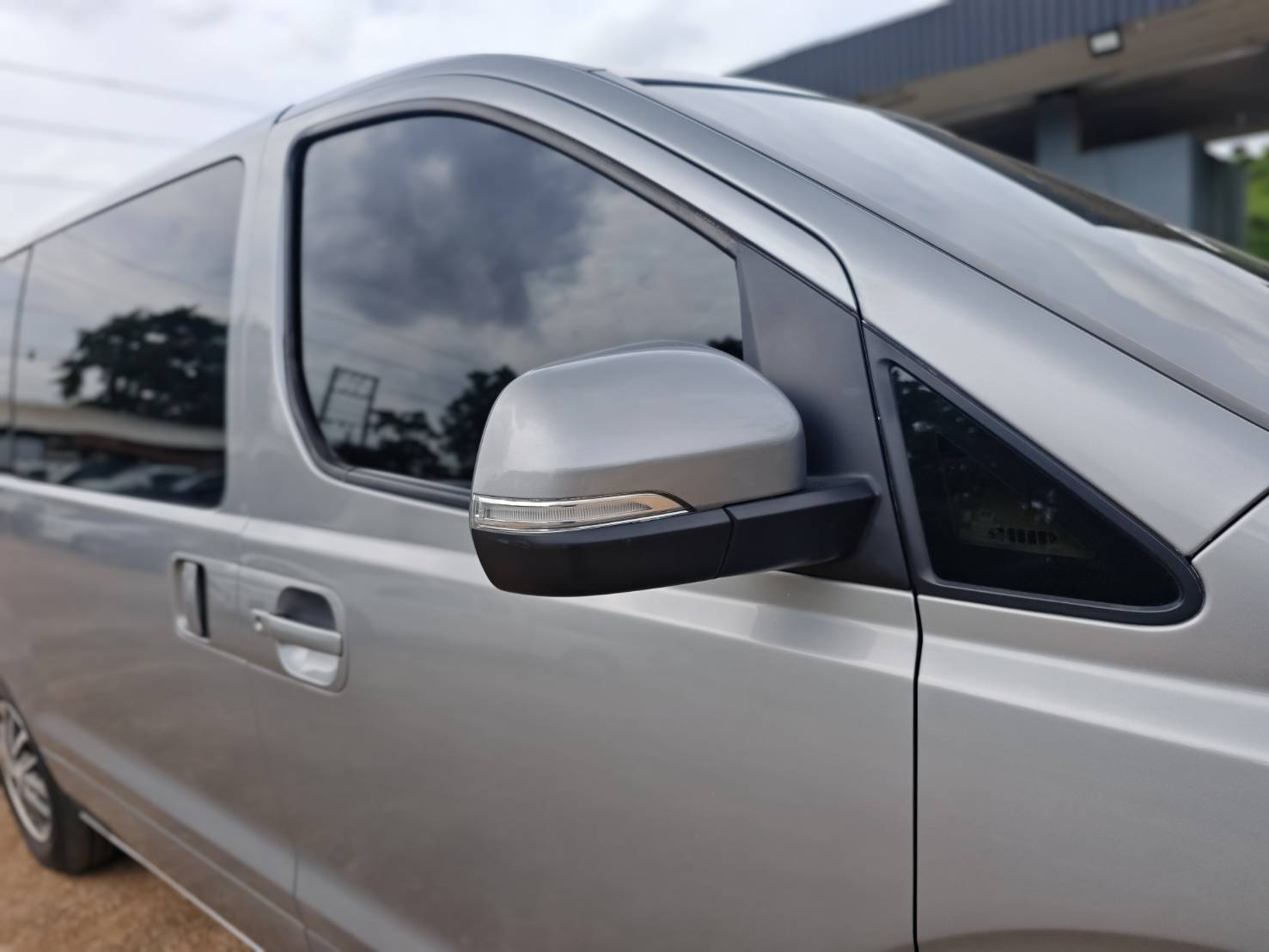 Hyundai H-1 2.5 Touring MPV AT 2019