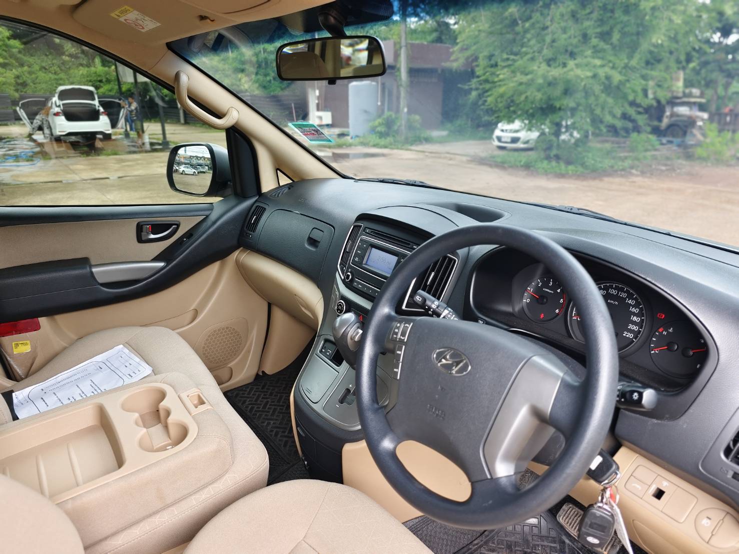 Hyundai H-1 2.5 Touring MPV AT 2019