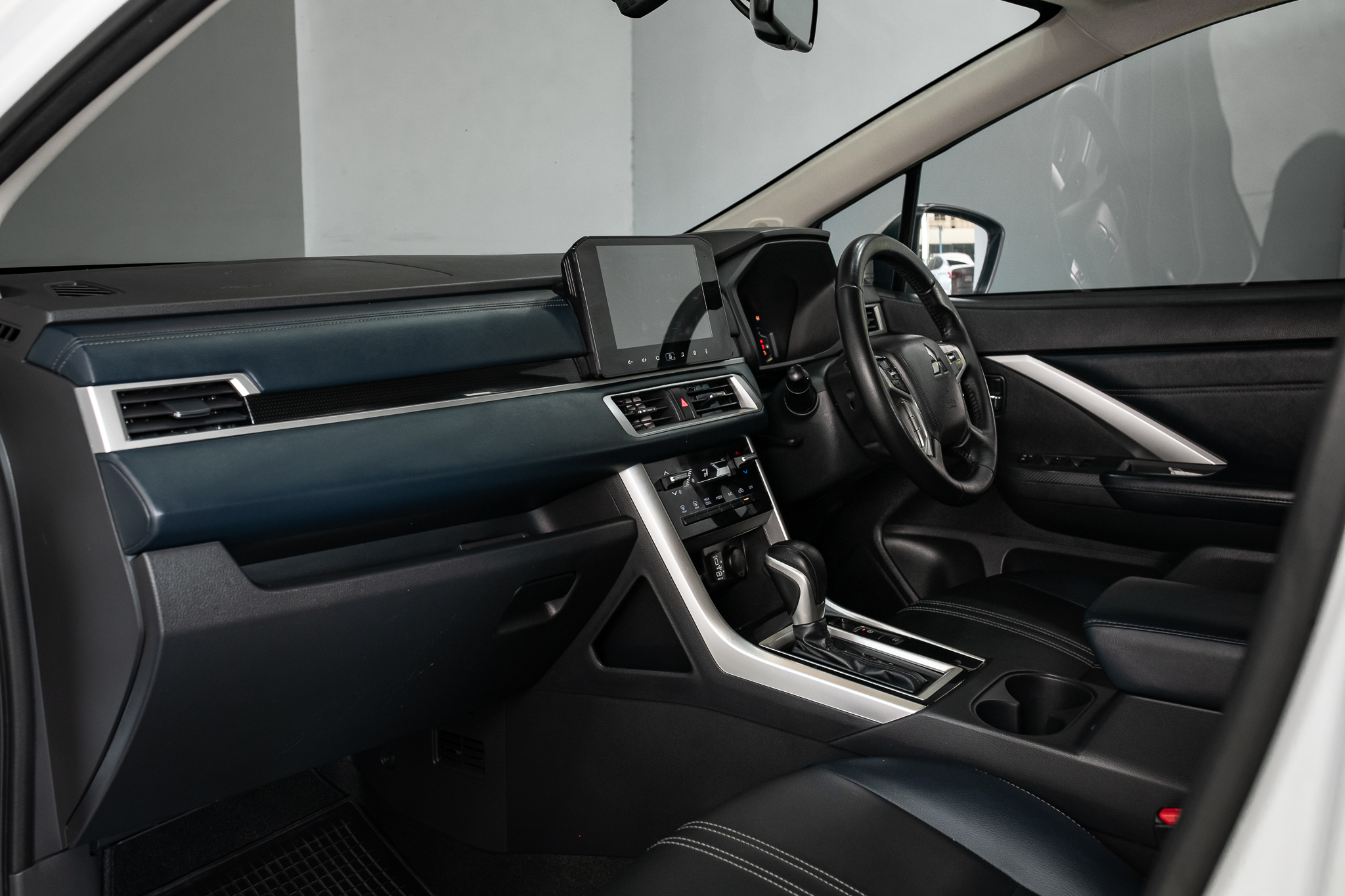 Mitsubishi Xpander 1.5 Cross SUV AT ปี 2023