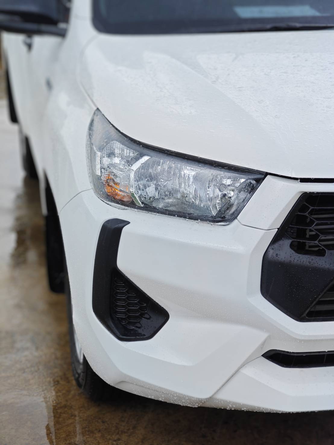 Toyota Hilux Revo Smart Cab 2.4 Z-edition MT 2025