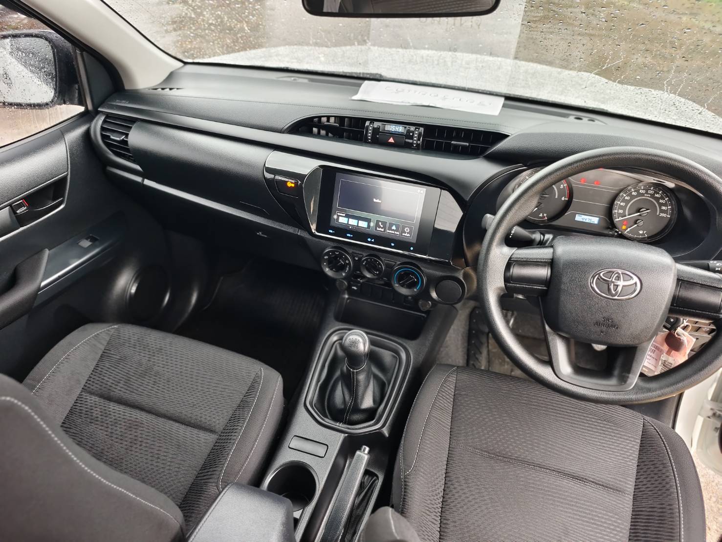 Toyota Hilux Revo Smart Cab 2.4 Z-edition MT 2025