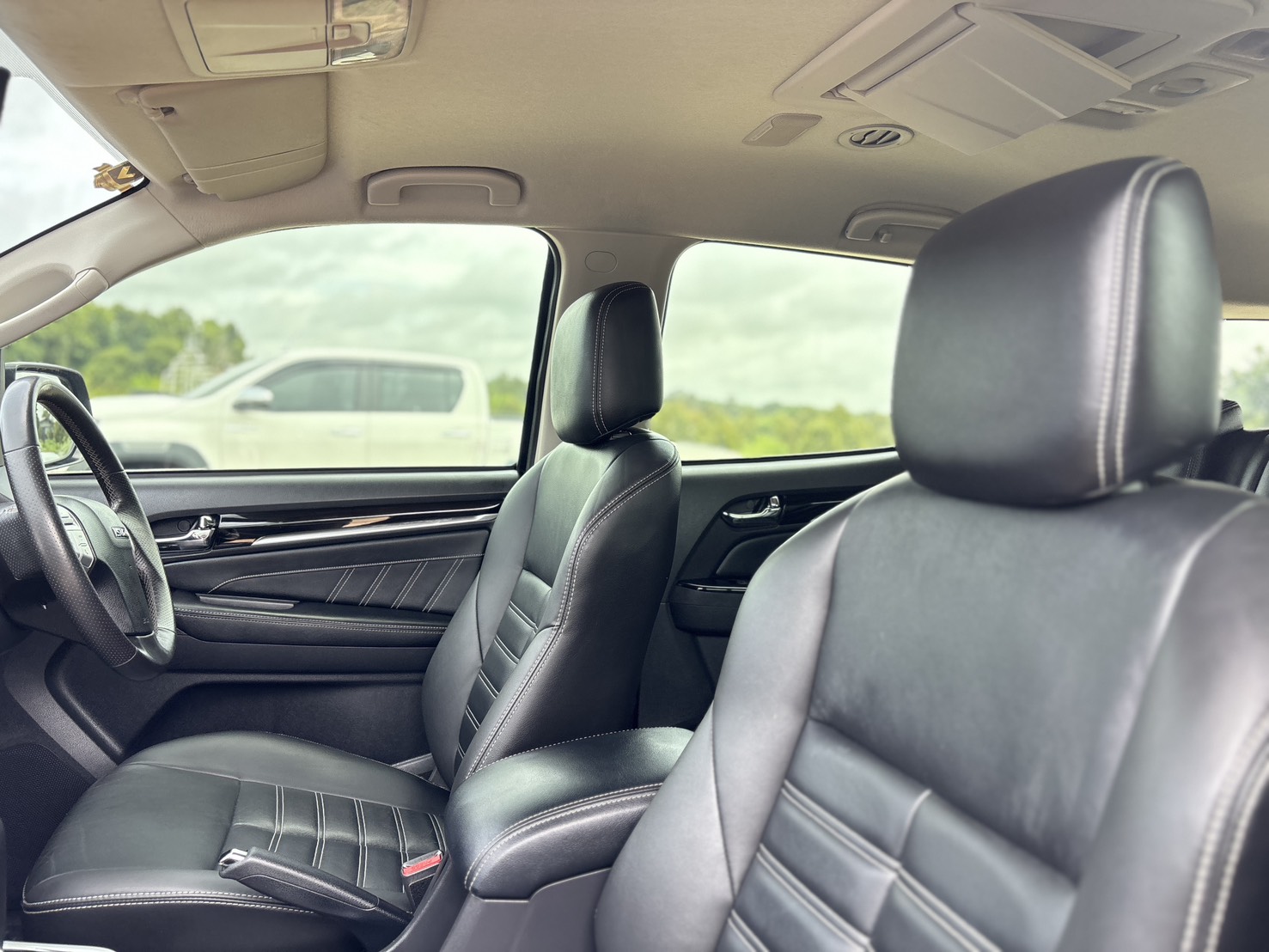 ISUZU MU-X 3.0 DA DAD 2WD AT ปี 2019
