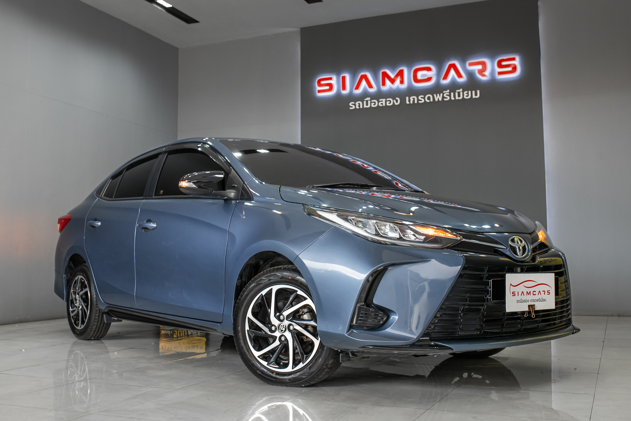 Toyota Yaris ATIV 1.2 Sport Premium AT 2021