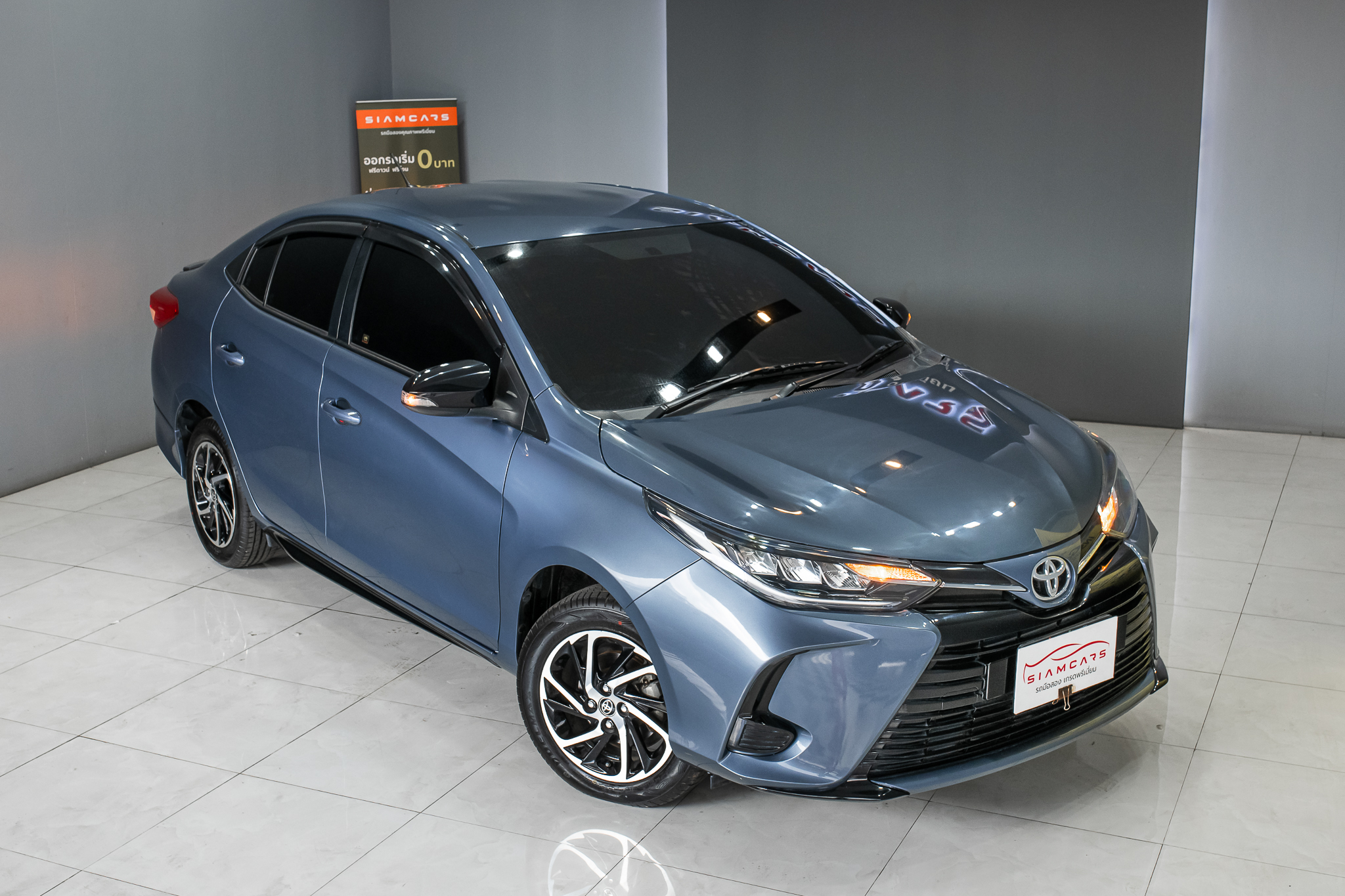 Toyota Yaris ATIV 1.2 Sport Premium AT 2021