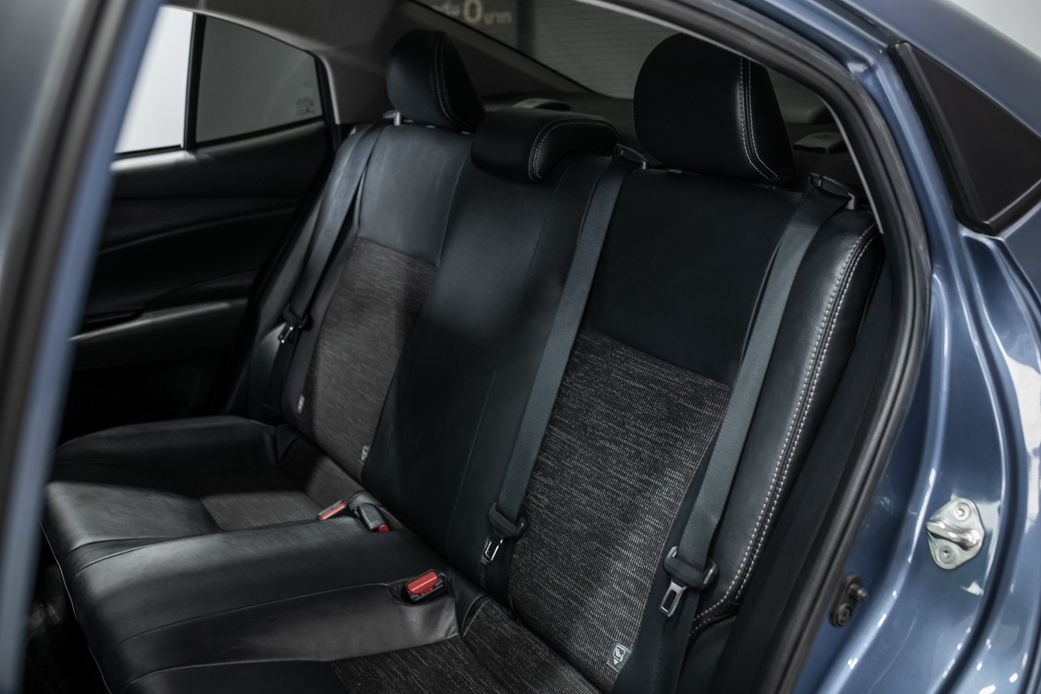 Toyota Yaris ATIV 1.2 Sport Premium AT 2021