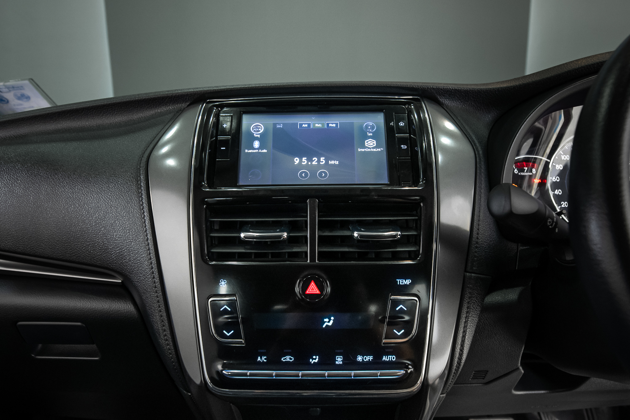 Toyota Yaris ATIV 1.2 Sport Premium AT 2021