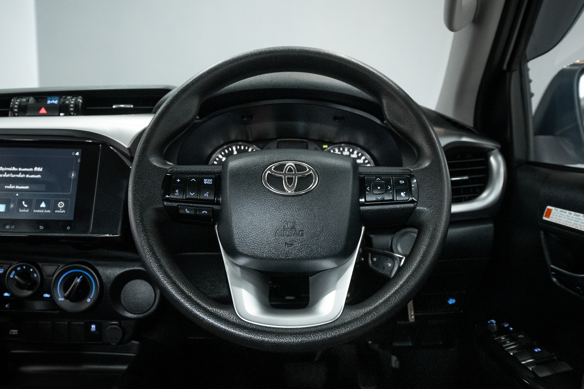Toyota Hilux Revo Double Cab 2.4 Mid Prerunner AT 2024