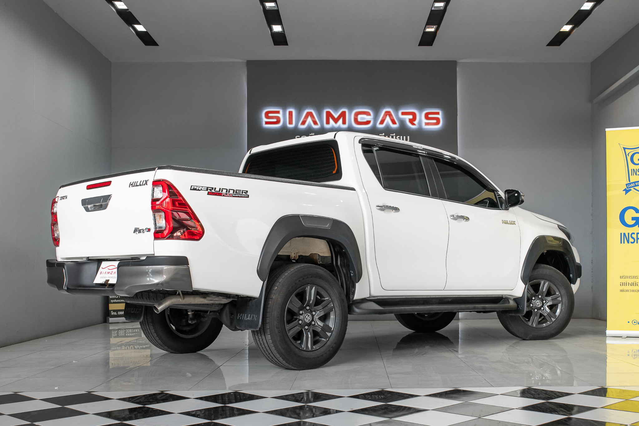 Toyota Hilux Revo Double Cab 2.4 Mid Prerunner AT 2024