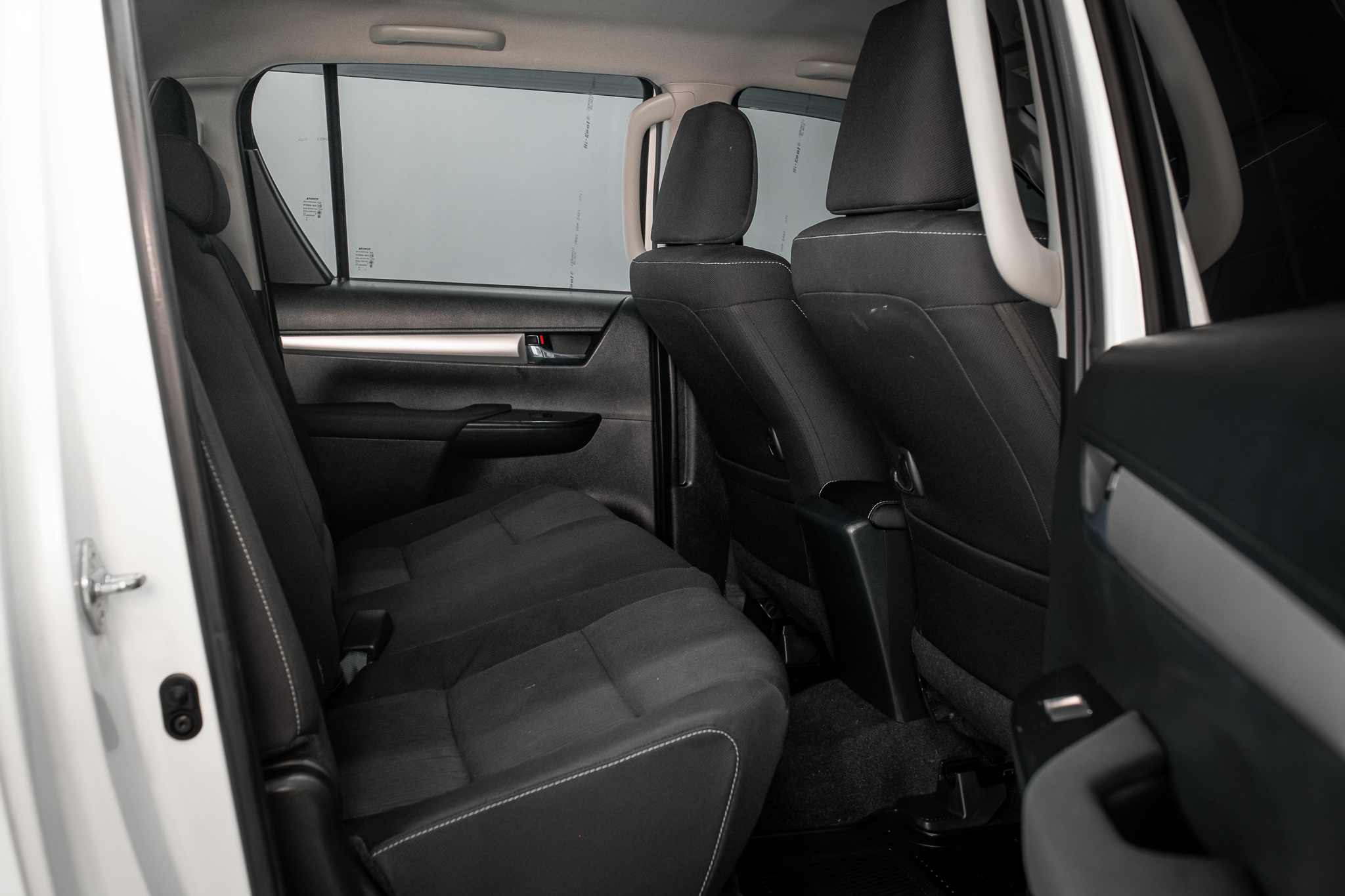 Toyota Hilux Revo Double Cab 2.4 Mid Prerunner AT 2024