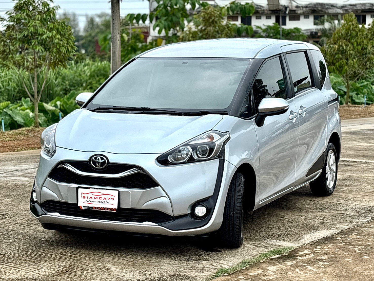 Toyota Sienta 1.5 G SUV AT 2020