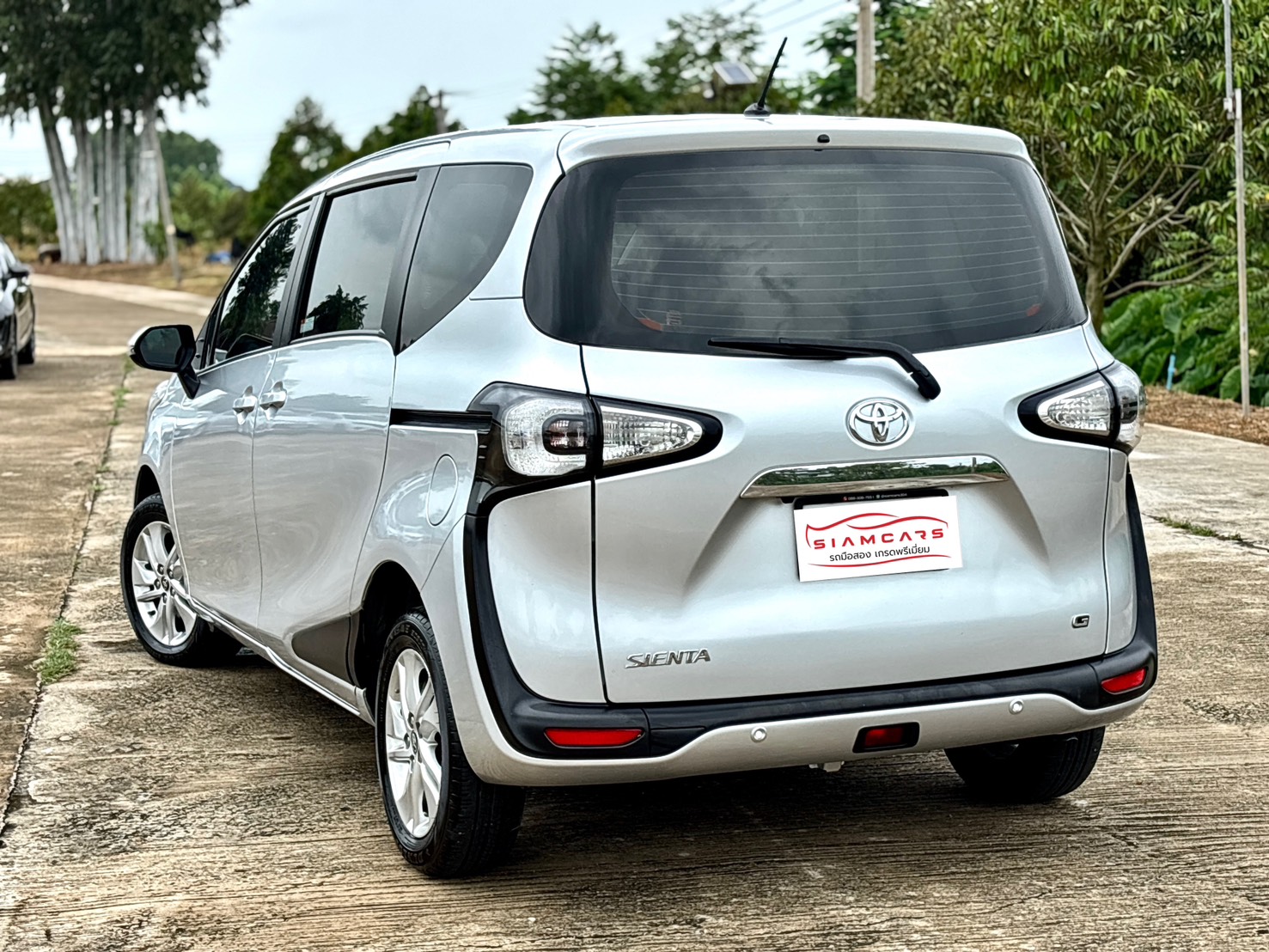 Toyota Sienta 1.5 G SUV AT 2020