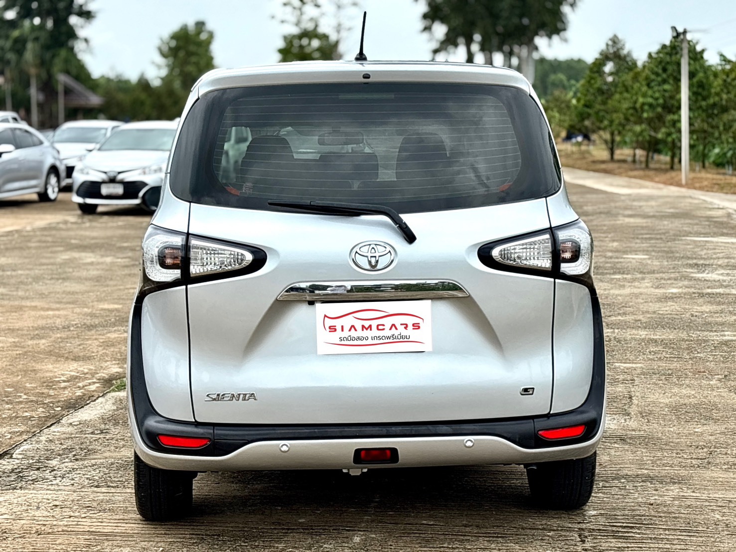 Toyota Sienta 1.5 G SUV AT 2020