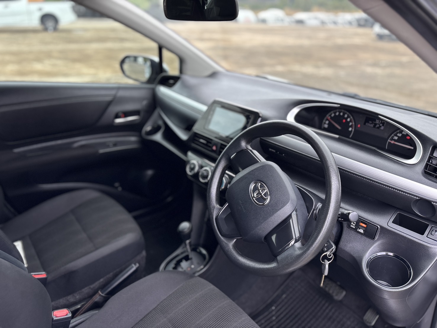 Toyota Sienta 1.5 G SUV AT 2020