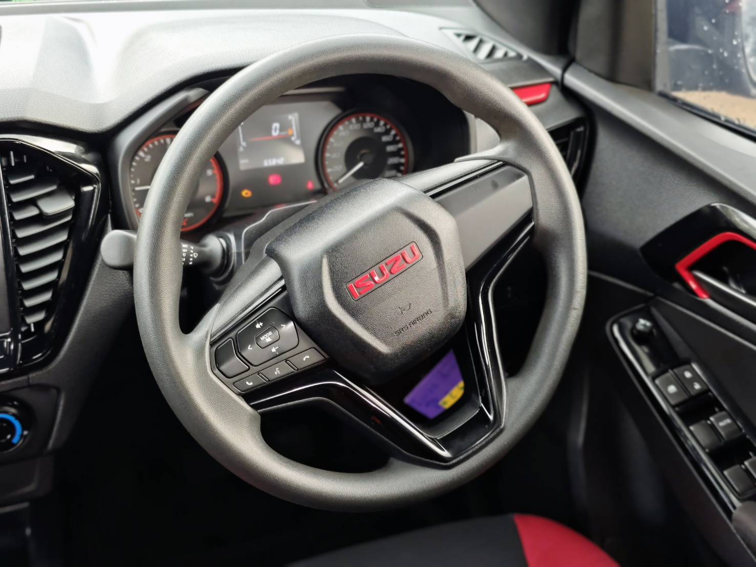 Isuzu D-Max All New Blue Power Cab-4 1.9 Ddi Speed X-series MT 2022