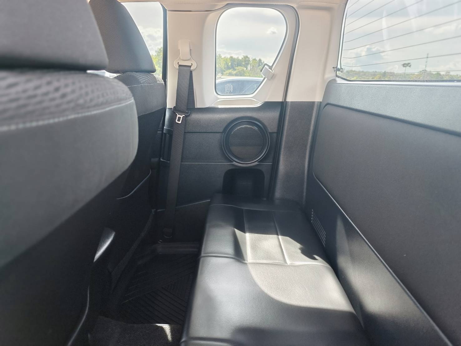 Toyota Hilux Revo Smart Cab 2.4 Entry Z Edition MT 2020
