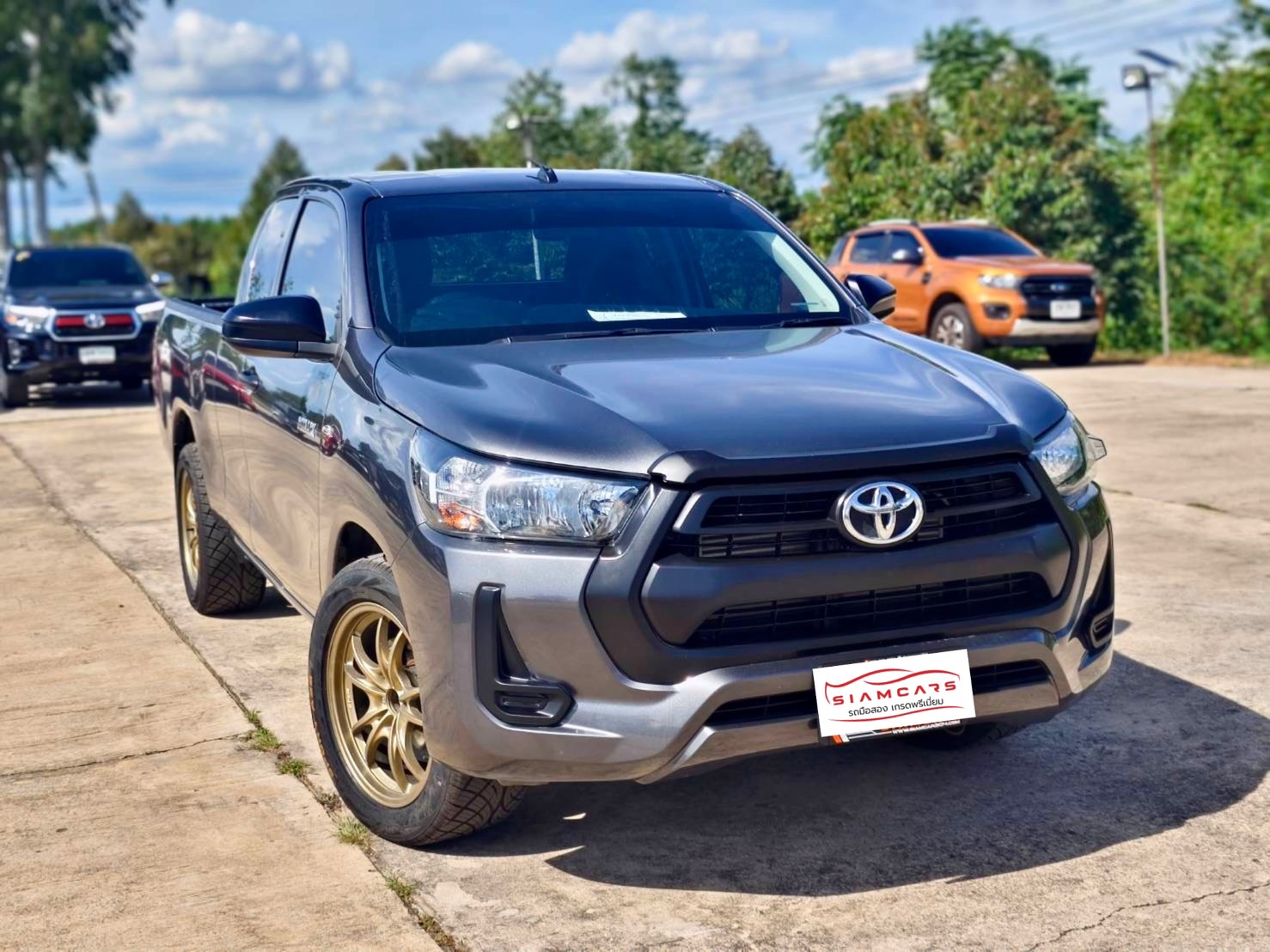 Toyota Hilux Revo Smart Cab 2.4 Entry Z Edition MT 2020