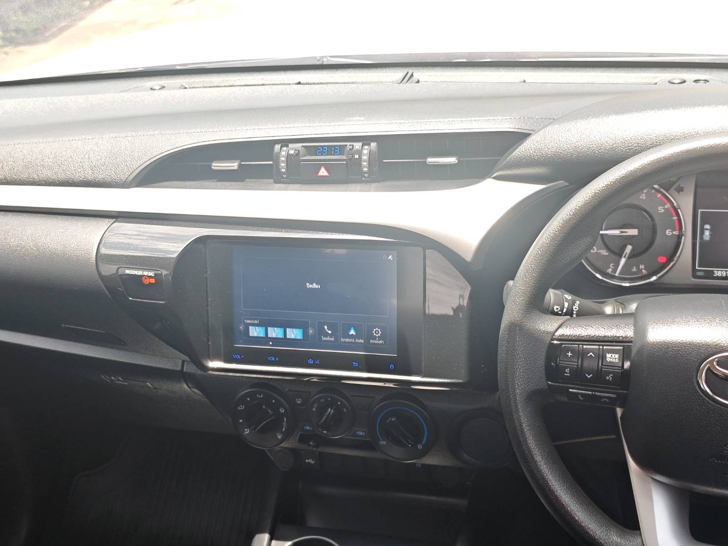 Toyota Hilux Revo Double Cab 2.4 Mid Prerunner AT 2024
