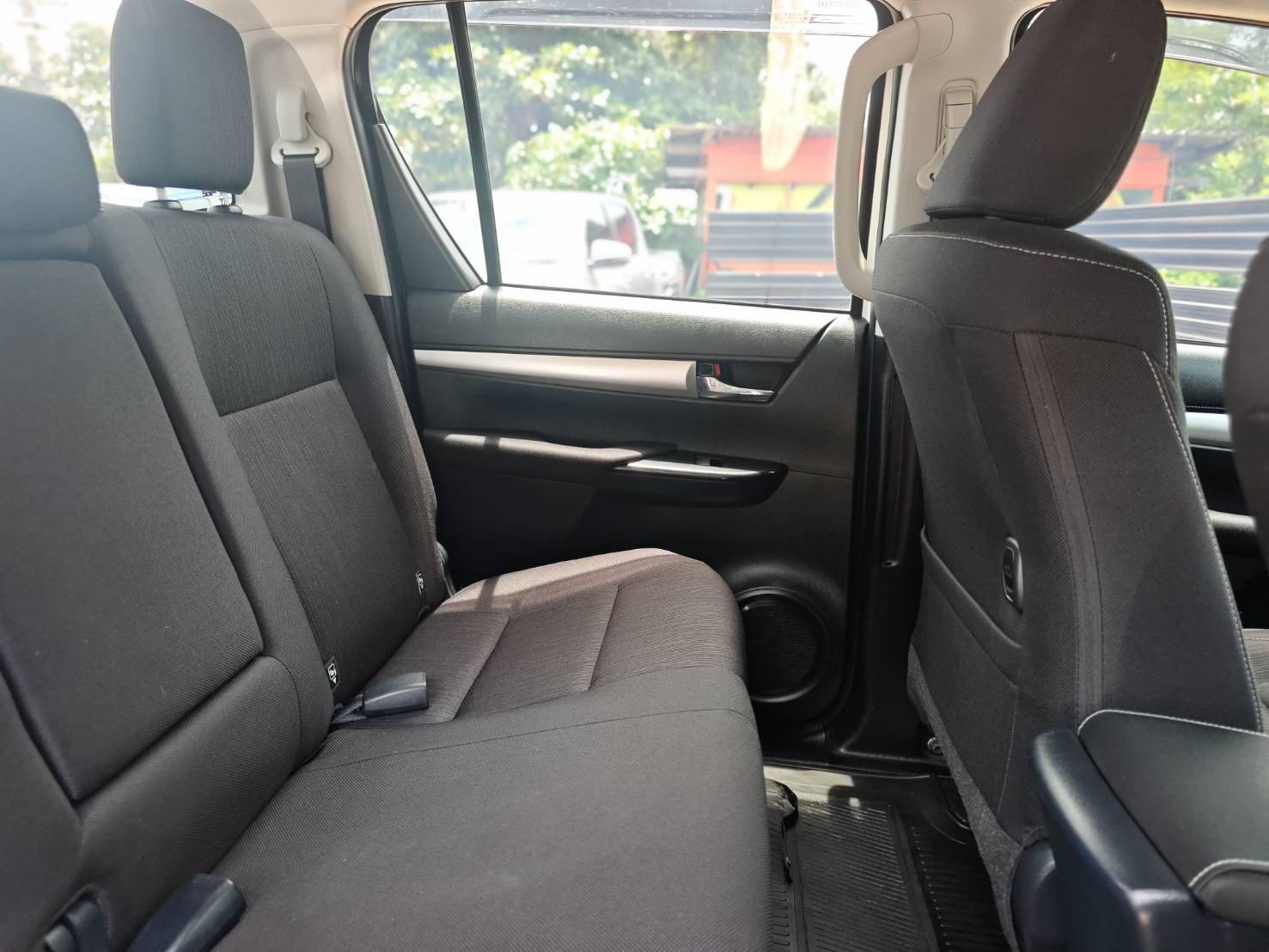 Toyota Hilux Revo Double Cab 2.4 Mid Prerunner AT 2024