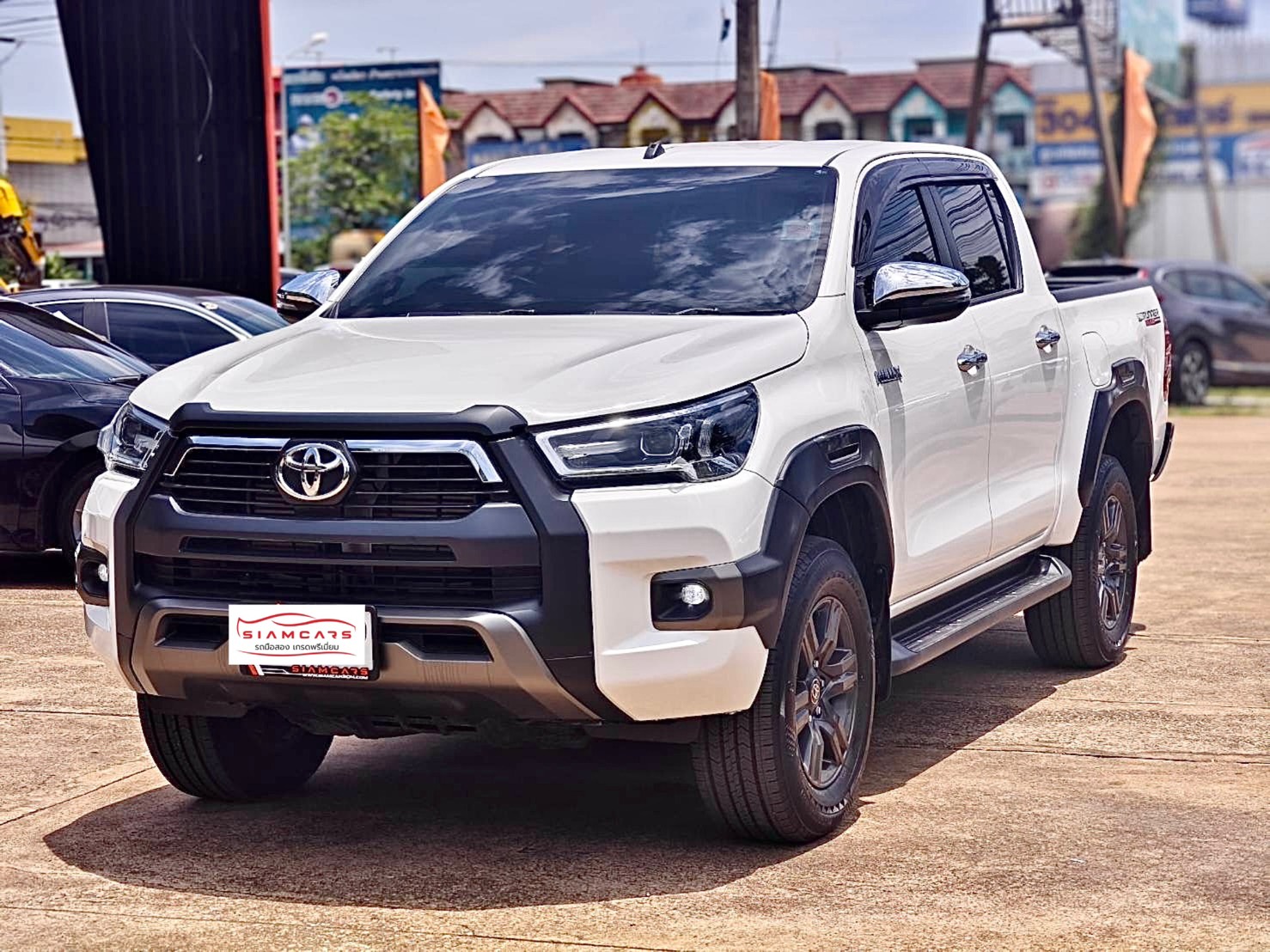 Toyota Hilux Revo Double Cab 2.4 Mid Prerunner AT 2024
