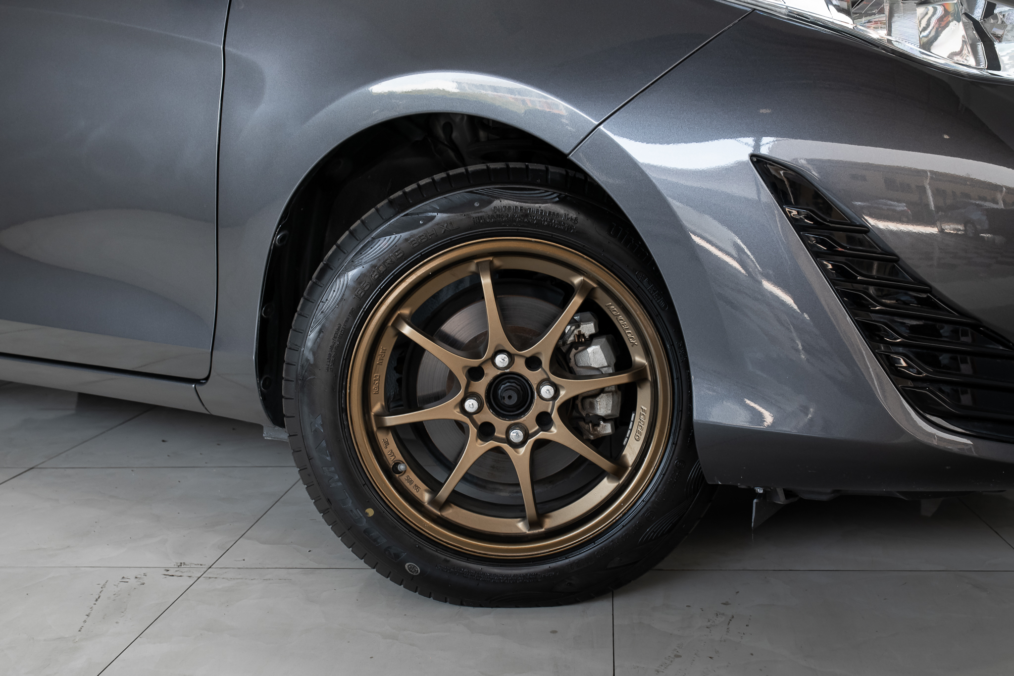 Toyota Yaris 1.2 Mid Hatchback AT 2020