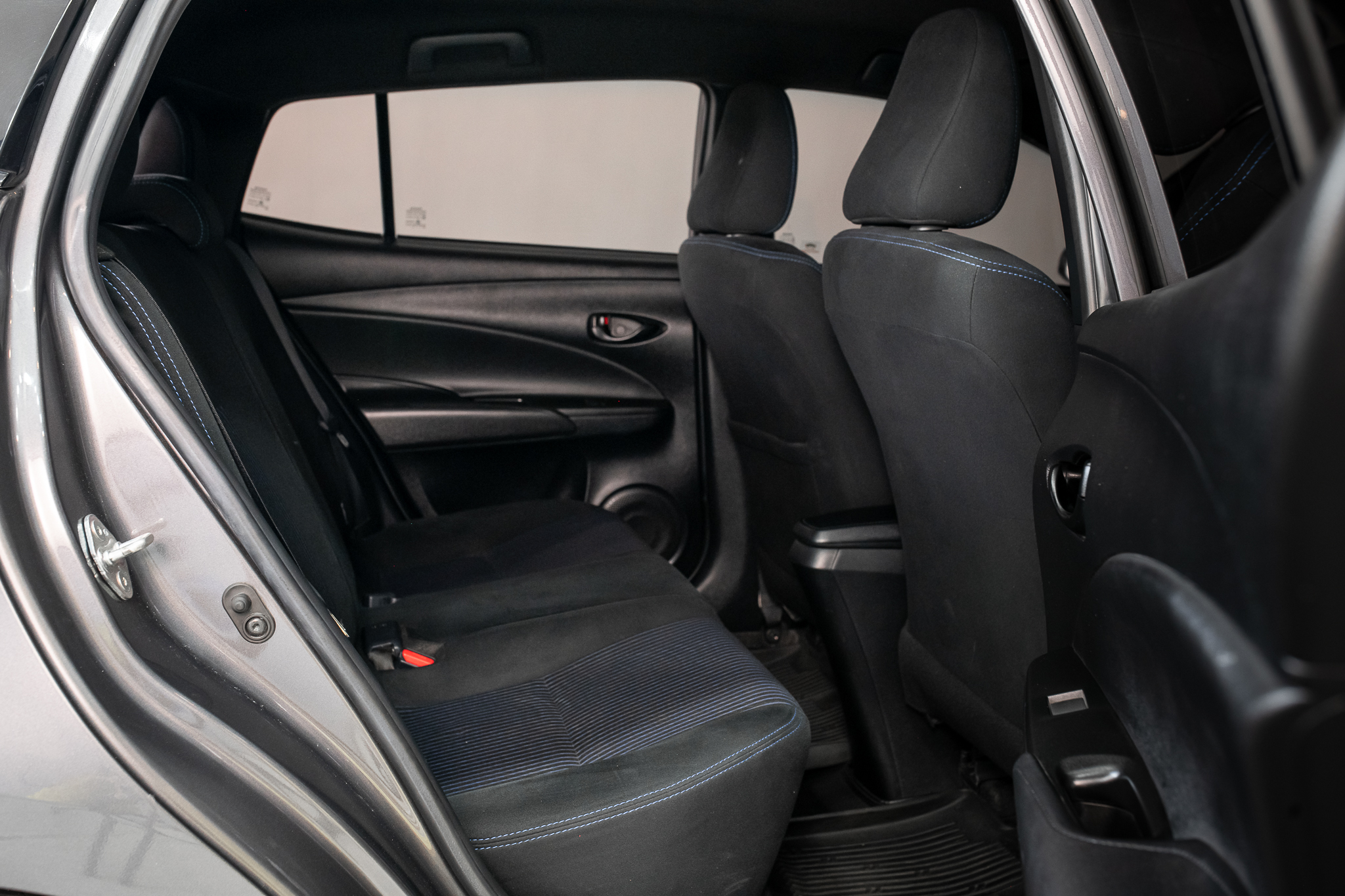 Toyota Yaris 1.2 Mid Hatchback AT 2020