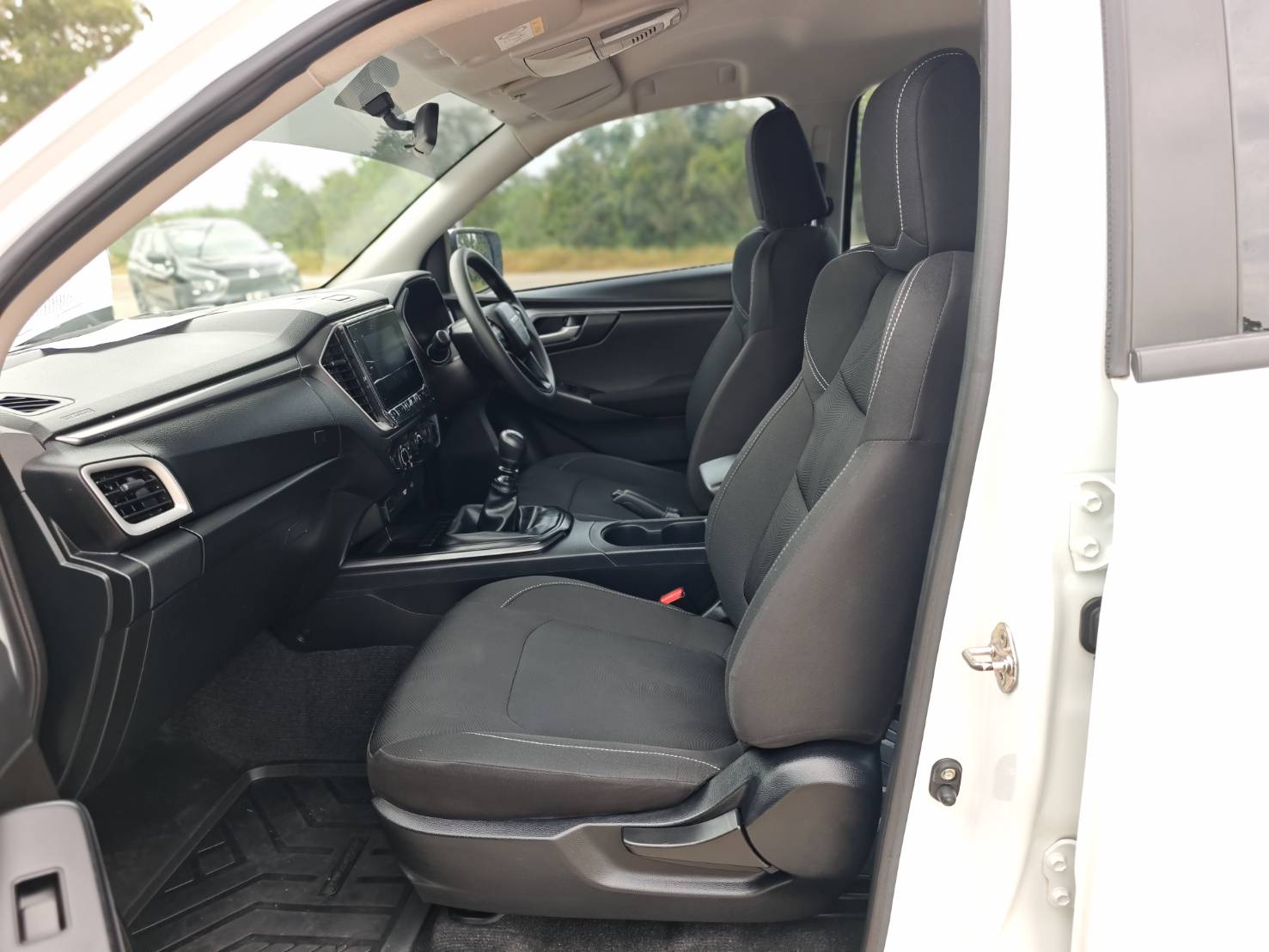Isuzu D-Max All New Blue Power Cab-4 1.9 Ddi L DA MT 2021