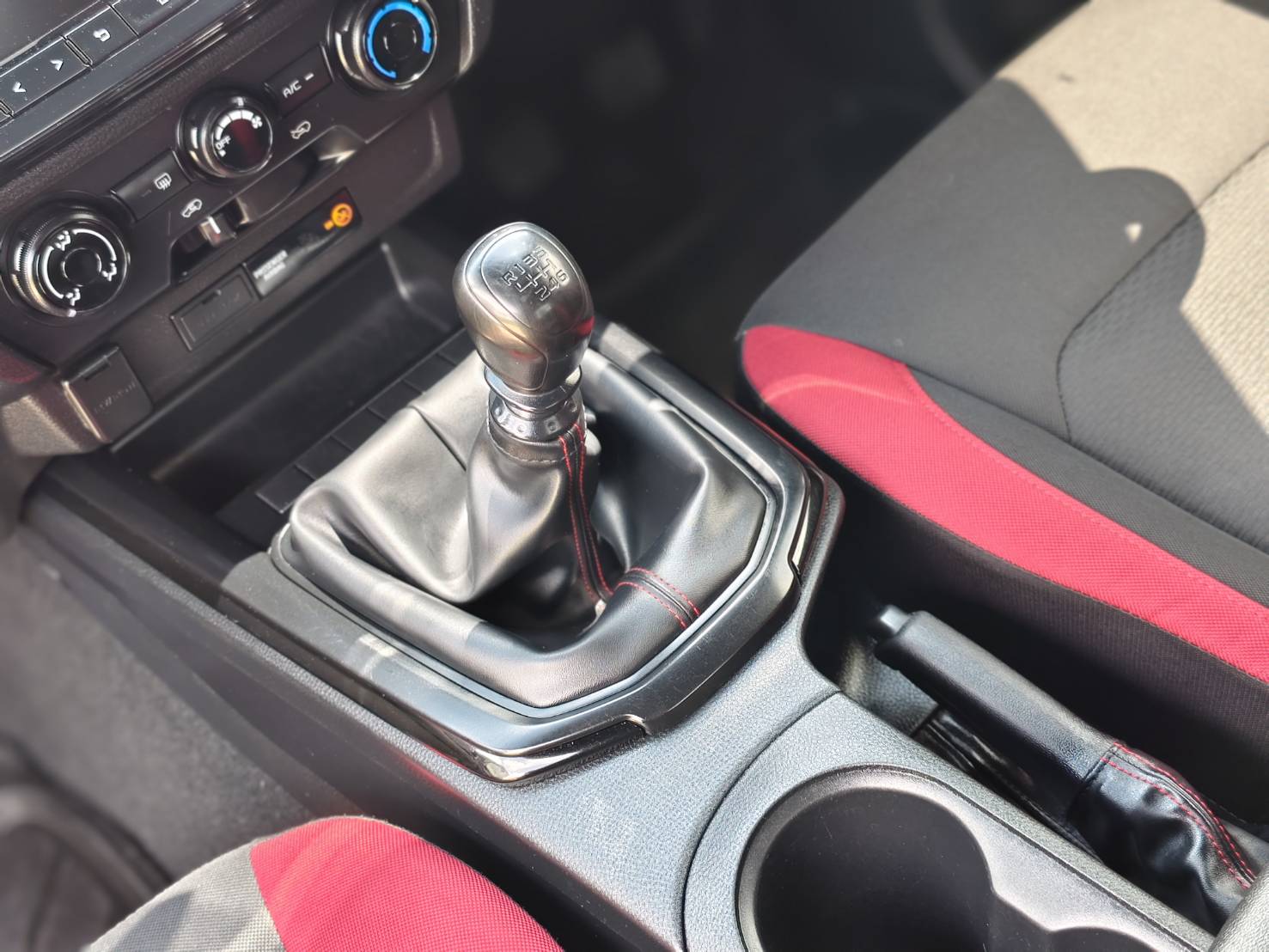 Isuzu D-Max All New Blue Power Spacecab 1.9 Ddi Z Speed X-series MT 2022