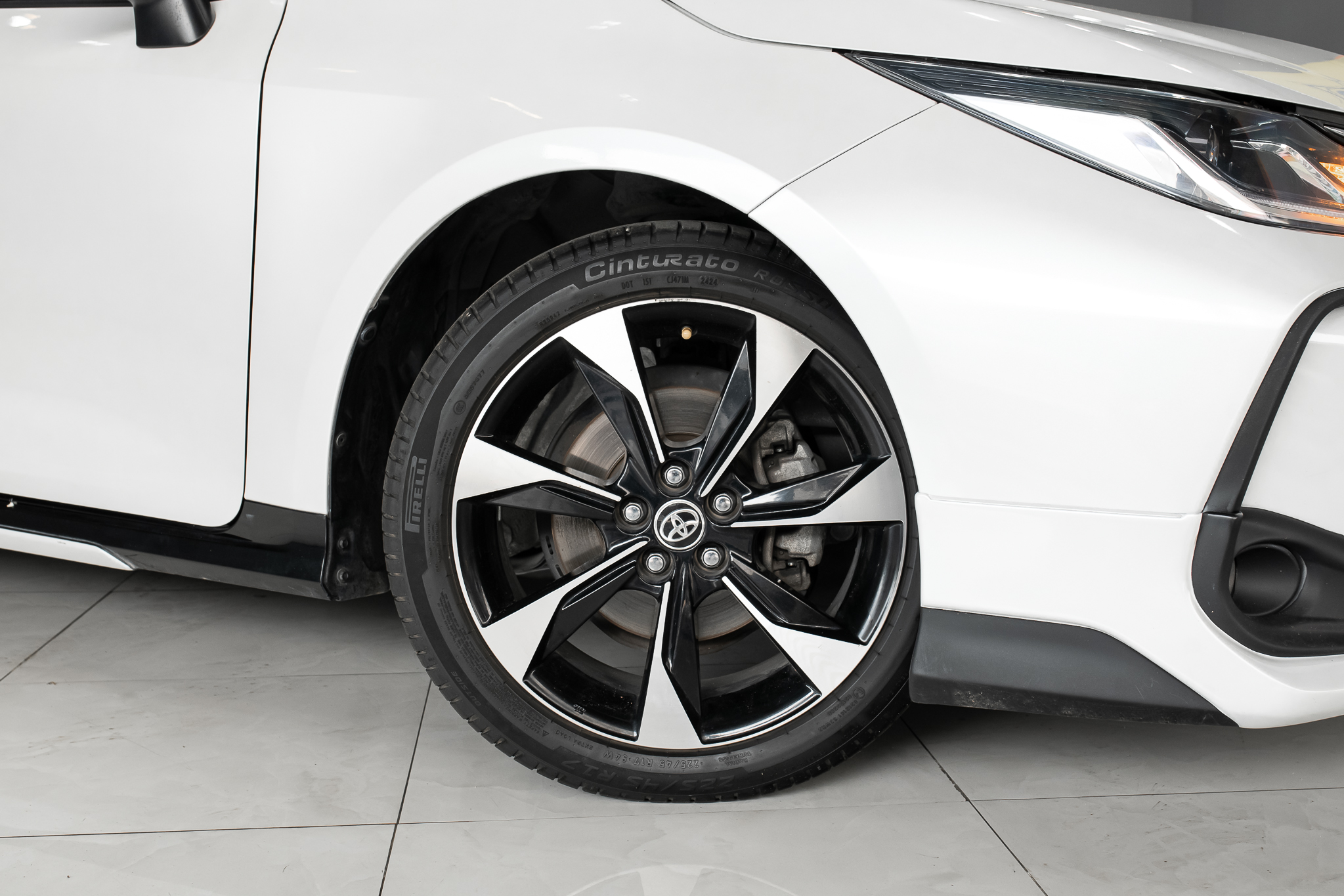 Toyota Corolla Altis 1.8 GR Sport AT ปี 2021