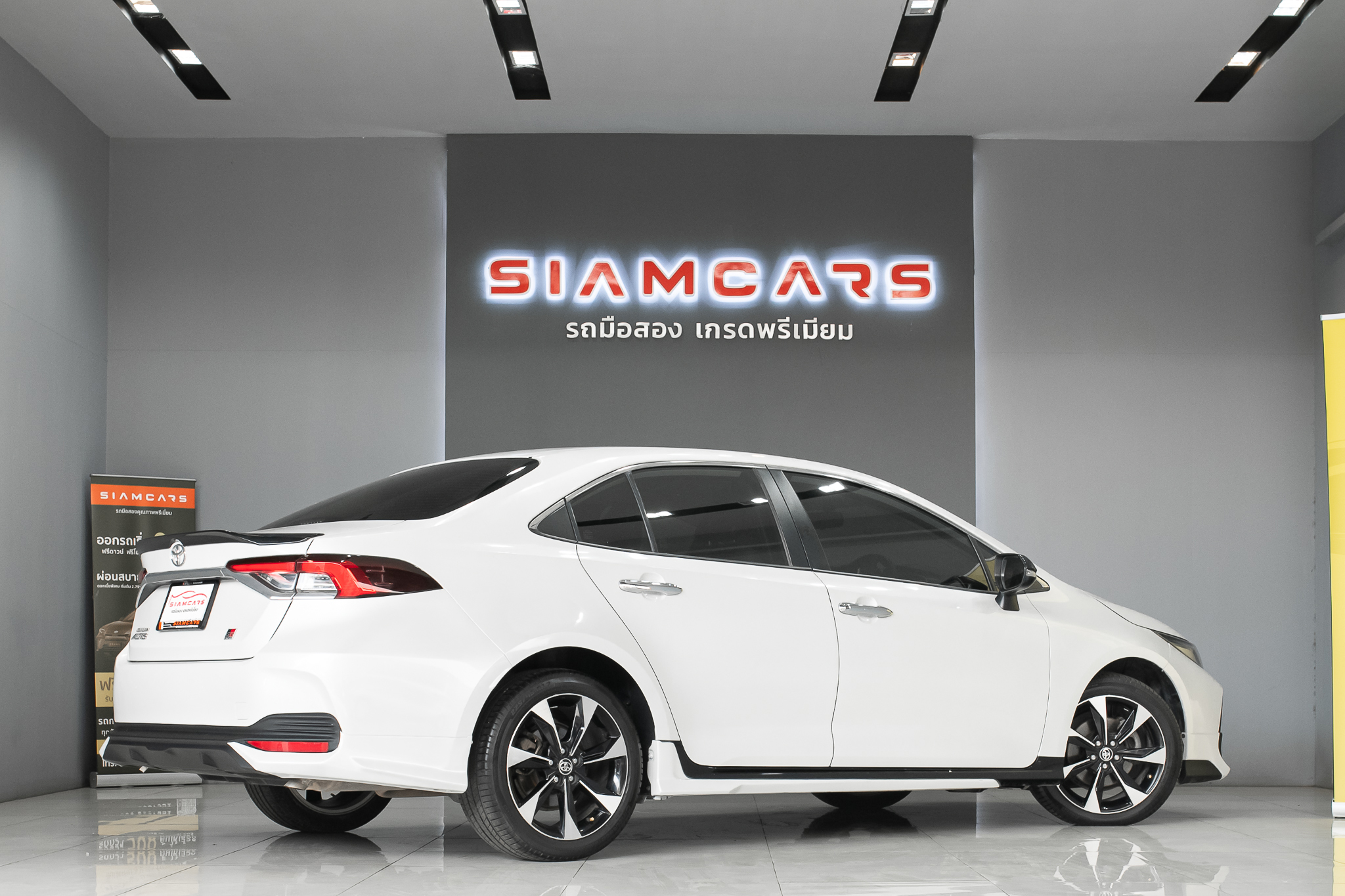 Toyota Corolla Altis 1.8 GR Sport AT ปี 2021