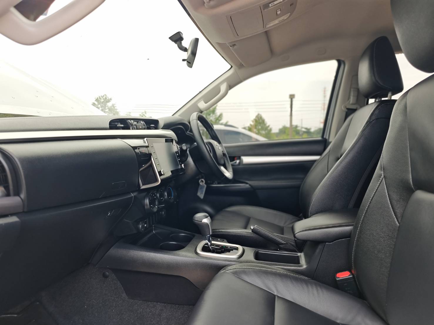 Toyota Hilux Revo Double Cab 2.4 Mid Prerunner AT 2022