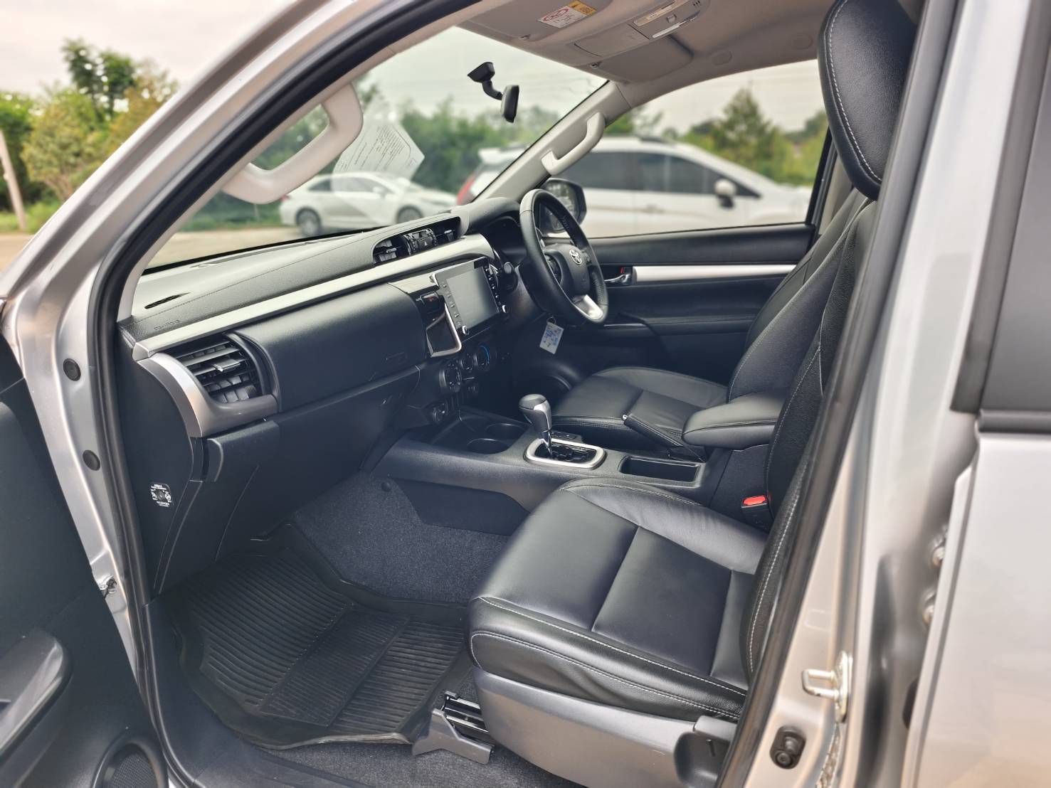 Toyota Hilux Revo Double Cab 2.4 Mid Prerunner AT 2022