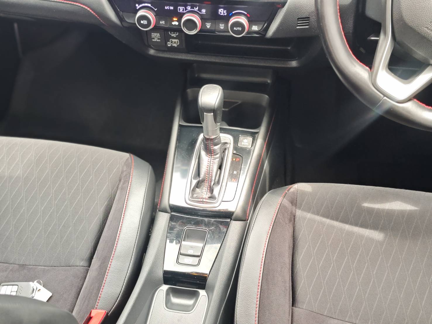 Honda City E-HEV 1.5 RS Sedan AT 2020