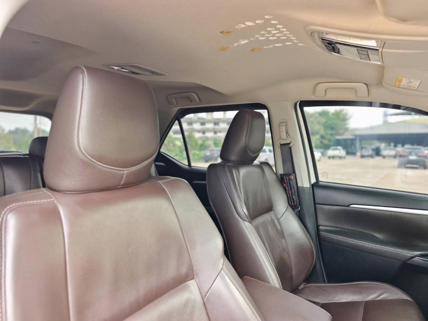 Toyota Fortuner 2.4 V SUV AT 2016