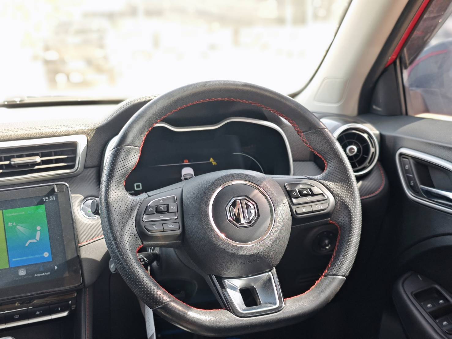 MG ZS 1.5 X+ Sunroof SUV AT 2022