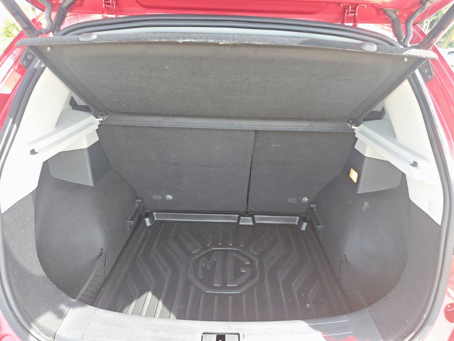 MG ZS 1.5 X+ Sunroof SUV AT 2022