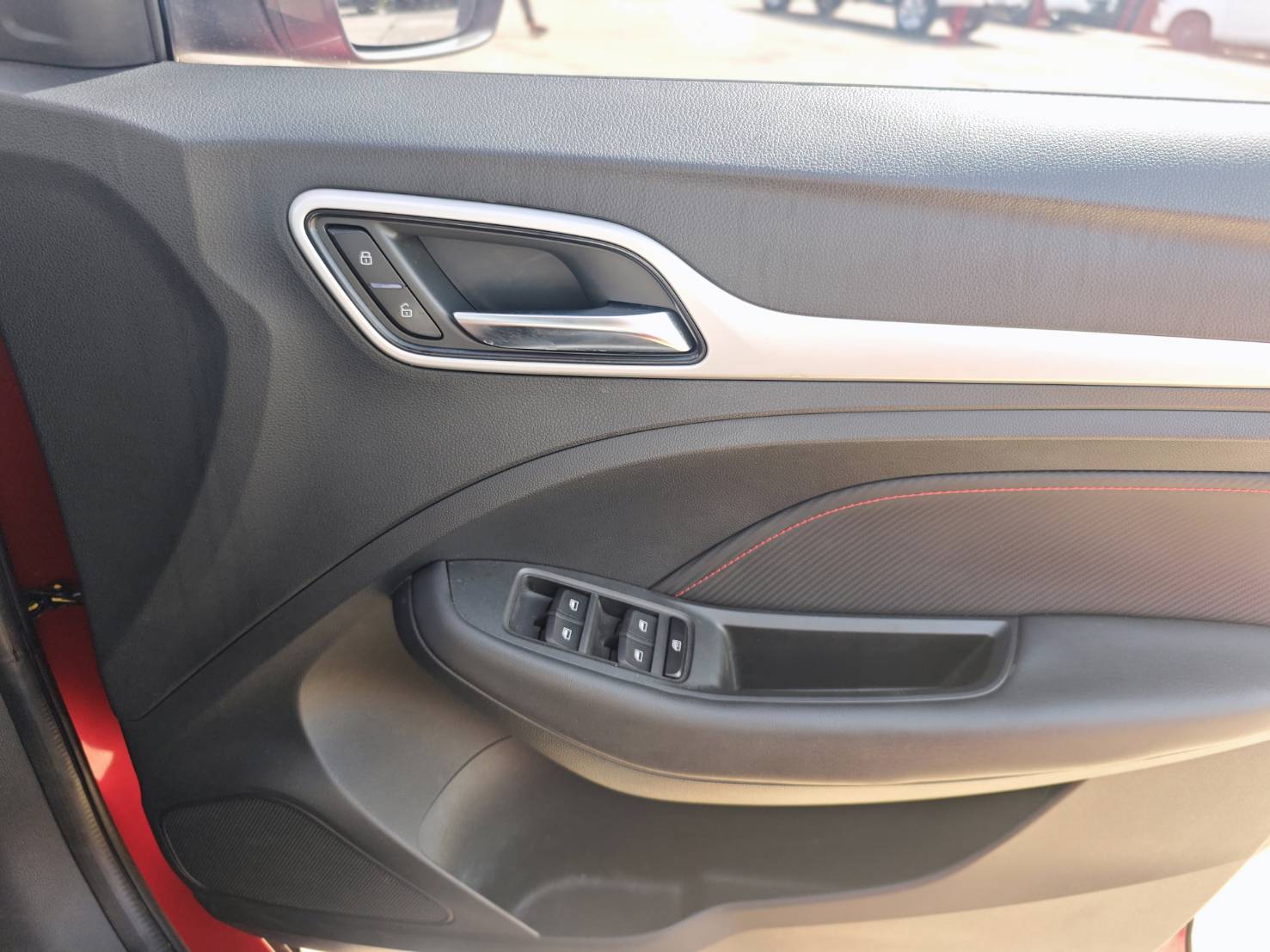 MG ZS 1.5 X+ Sunroof SUV AT 2022