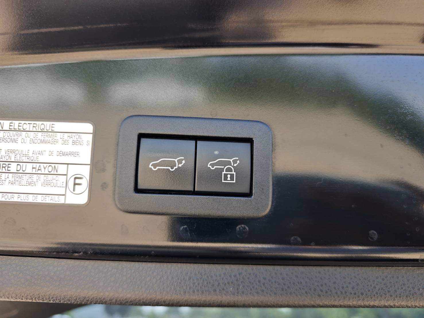 Toyota Corolla Cross 1.8 Hybrid Premium AT 2021
