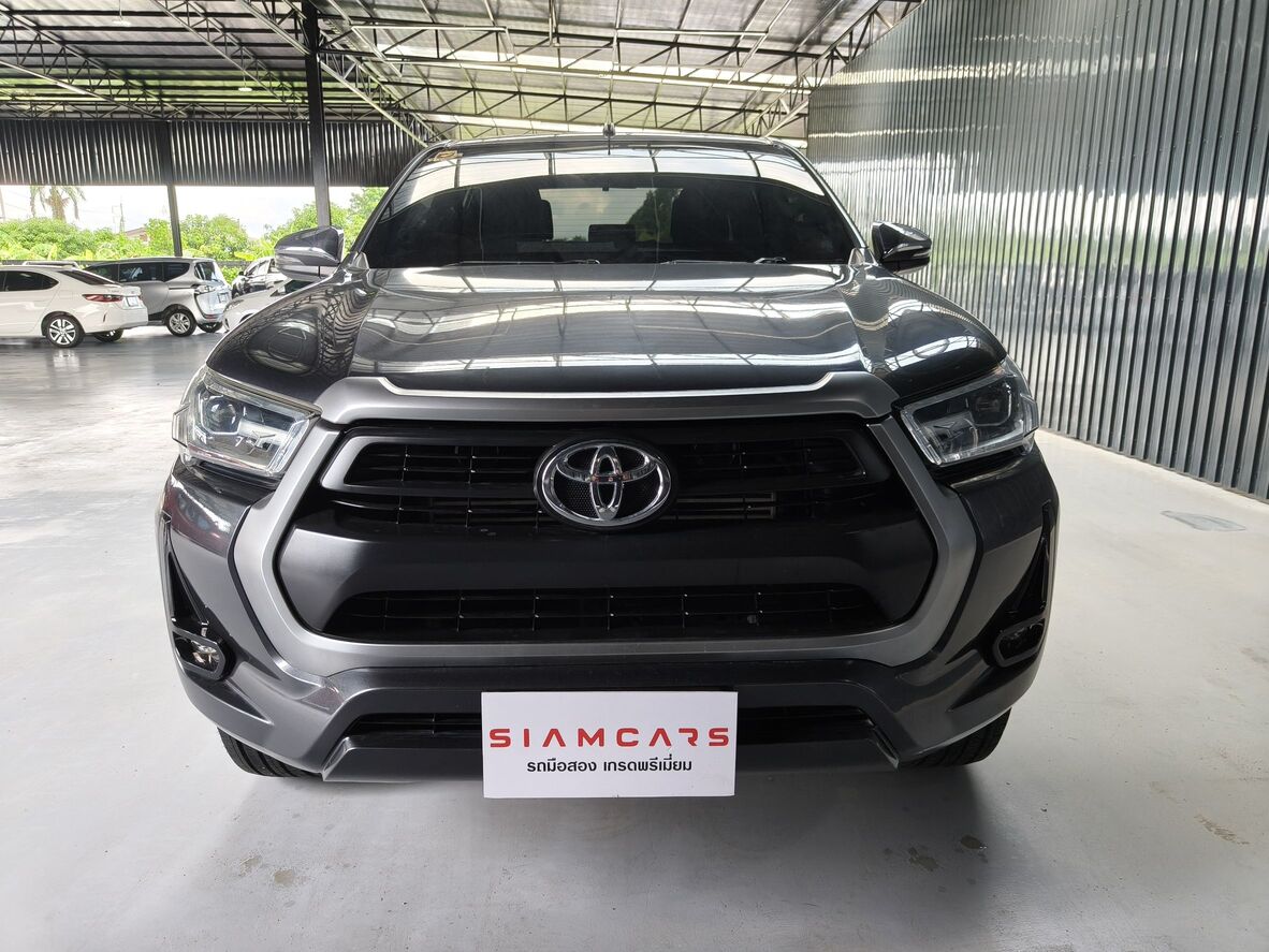 Toyota Hilux Revo Double Cab 2.4 Mid Prerunner MT 2021