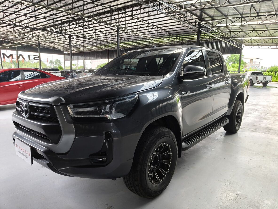 Toyota Hilux Revo Double Cab 2.4 Mid Prerunner MT 2021
