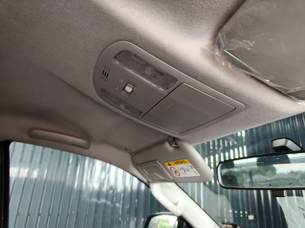 Toyota Hilux Revo Double Cab 2.4 Mid Prerunner MT 2021