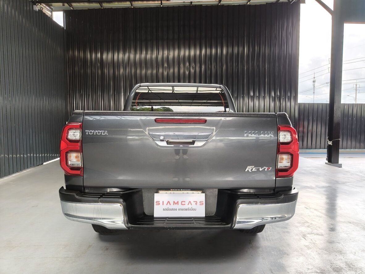 Toyota Hilux Revo Double Cab 2.4 Mid Prerunner MT 2021