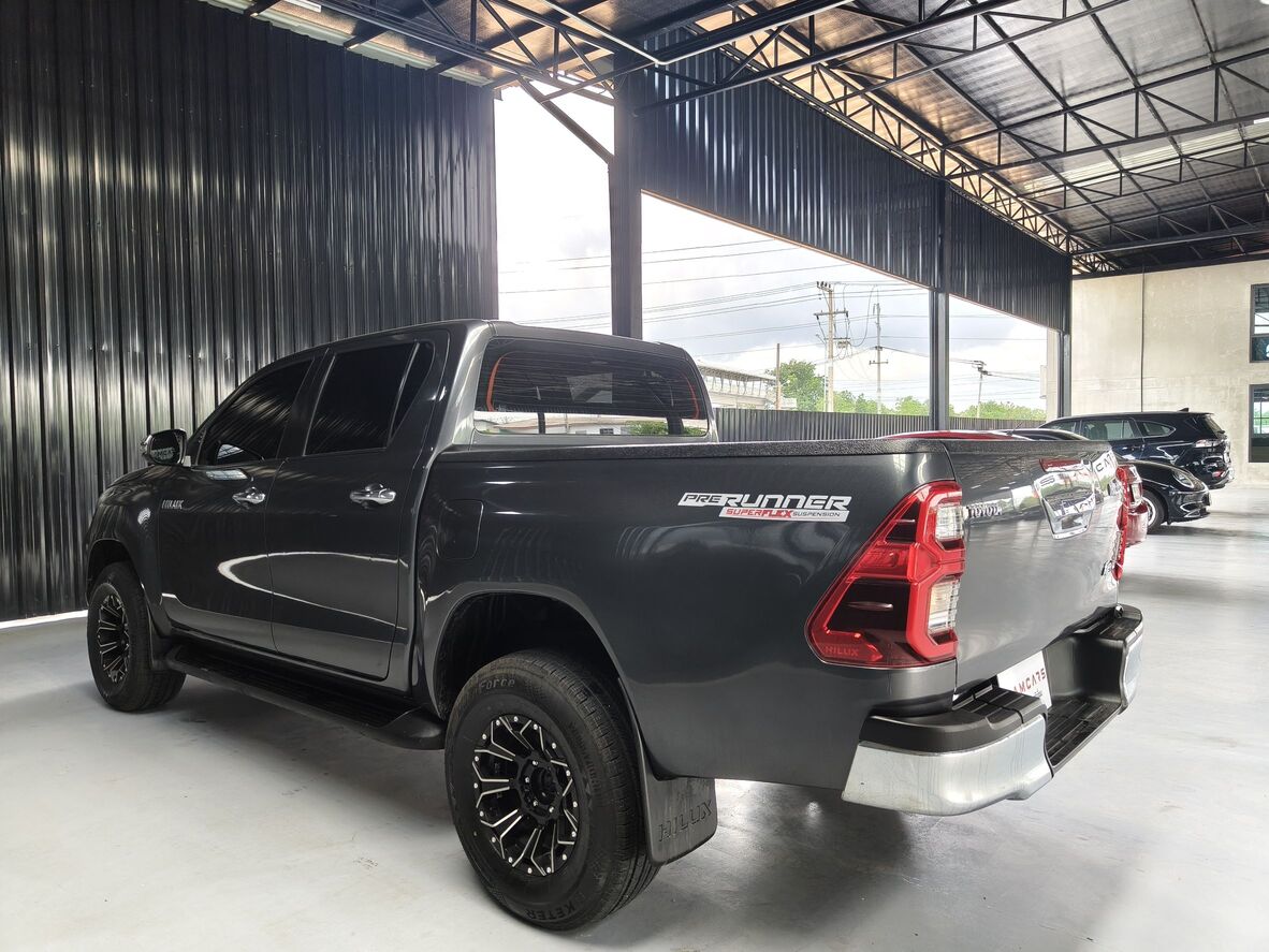 Toyota Hilux Revo Double Cab 2.4 Mid Prerunner MT 2021