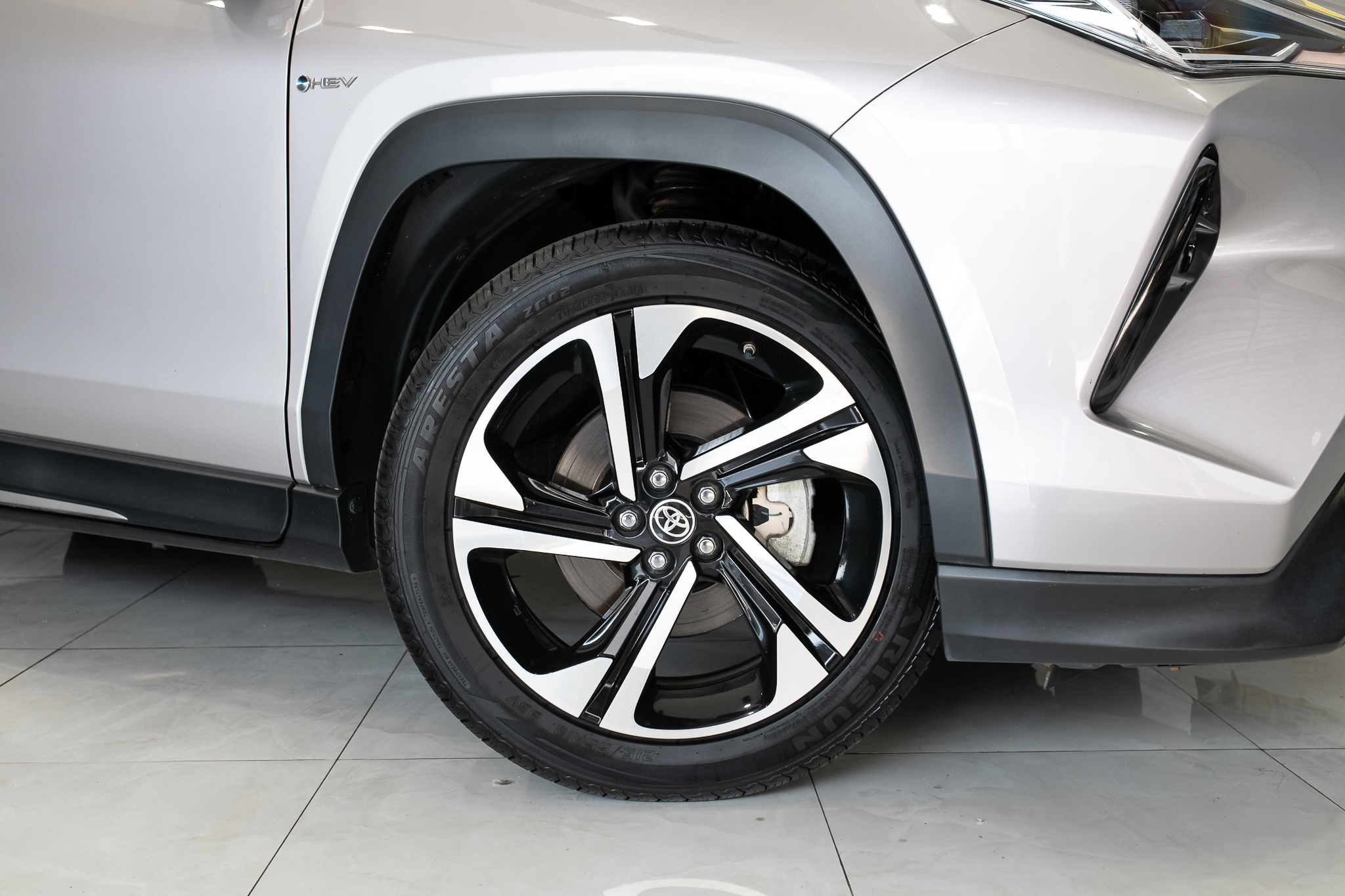 Toyota Yaris Cross 1.5 HEV Premium Luxury AT 2024