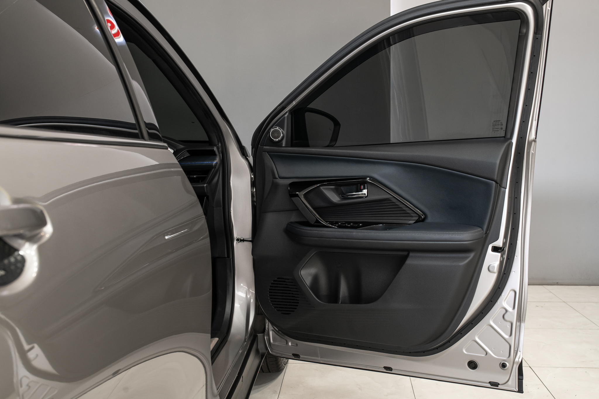 Toyota Yaris Cross 1.5 HEV Premium Luxury AT 2024