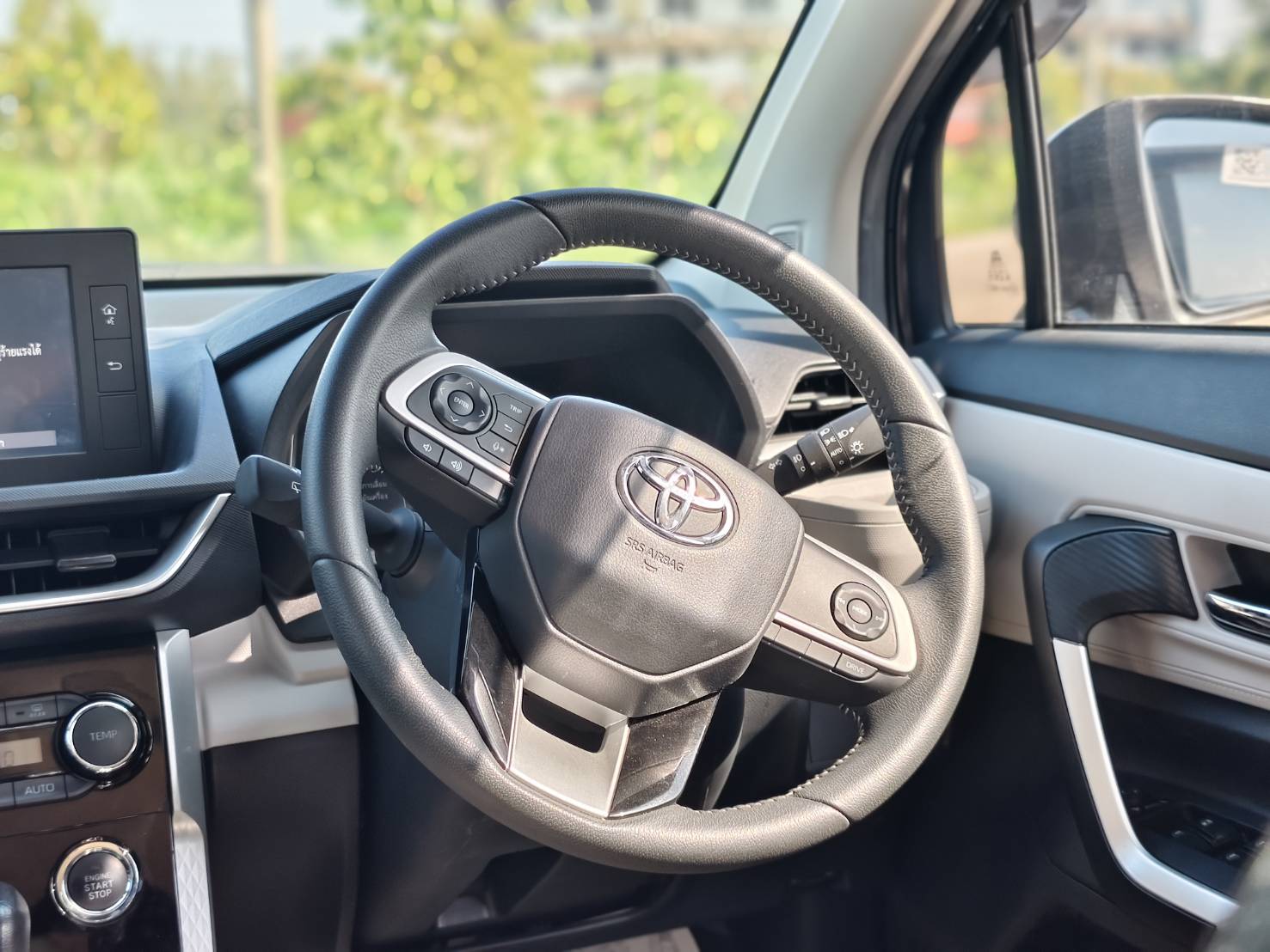 Toyota Veloz 1.5 Smart SUV AT 2024