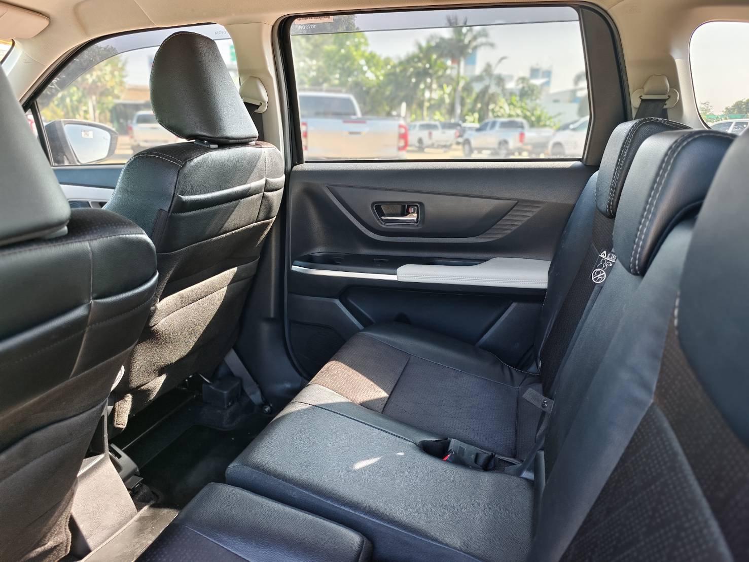 Toyota Veloz 1.5 Smart SUV AT 2024